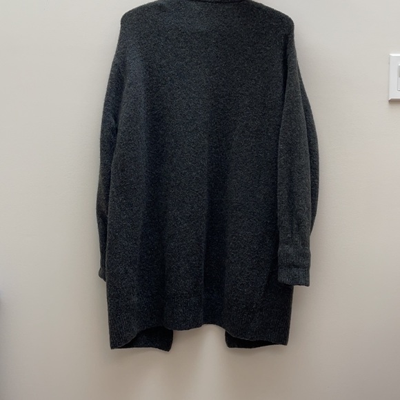 Dark grey fuzzy cardigan from H&M in a size small. - Picture 2 of 2